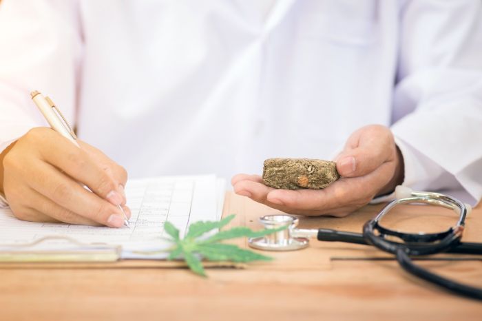 Eignet sich eine Cannabistherapie für jeden